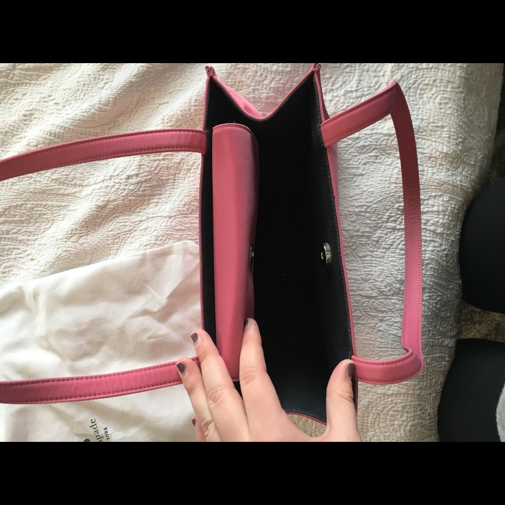 Kate Spade Purse - Picture 3 of 8